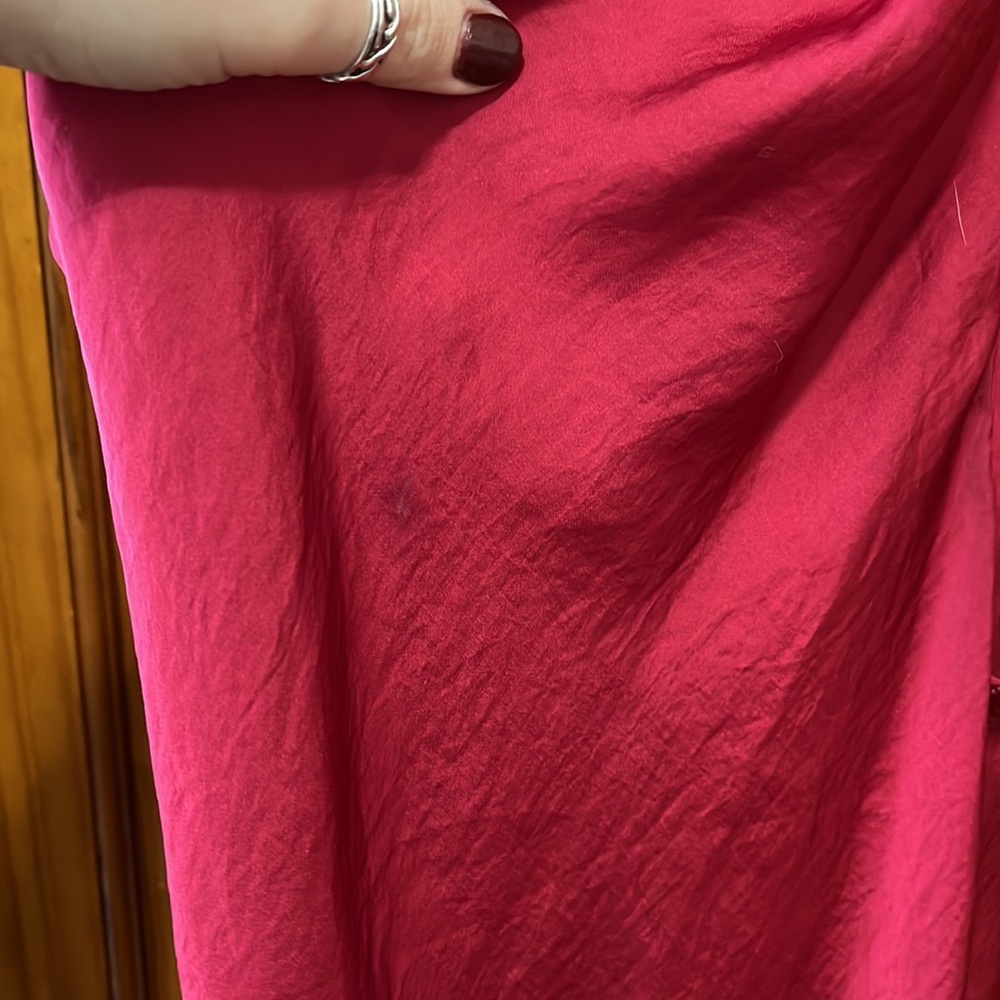 Red top - Picture 4 of 5